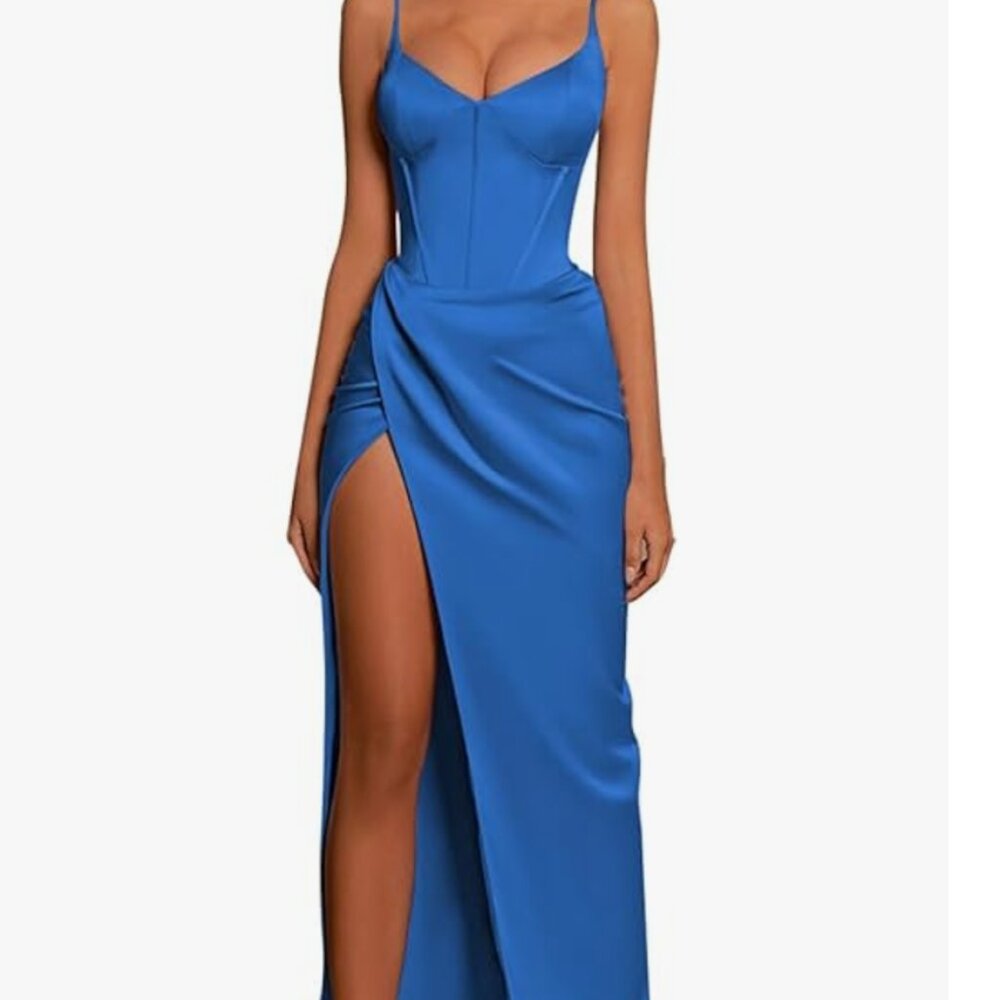 Spaghetti Straps Bridesmaid Dresses for Women with Slit V Neck Mermaid